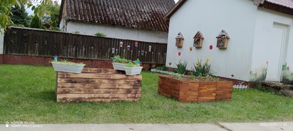 Kisari Bóbita Óvoda, Bölcsőde és Konyha - Kisar